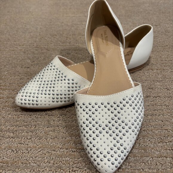 Isaac Mizrahi Size 10 White D’Orsay Studded Flats - NWOT - Picture 1 of 7